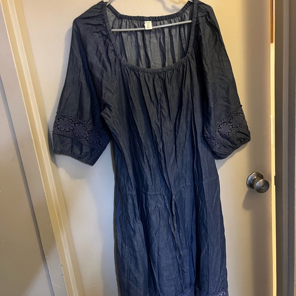Old Navy Chambray Blue Flowy Dress